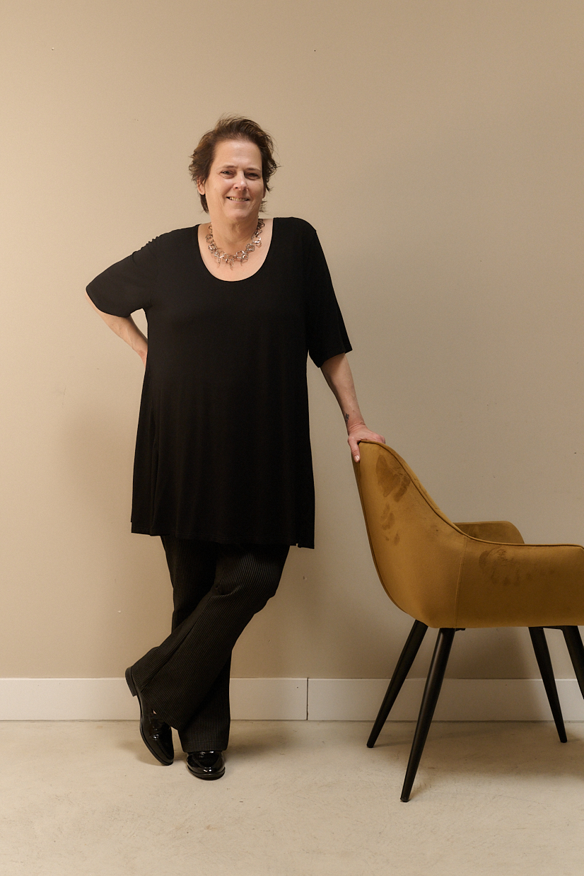 Laurinda Di Giacomo, office manager